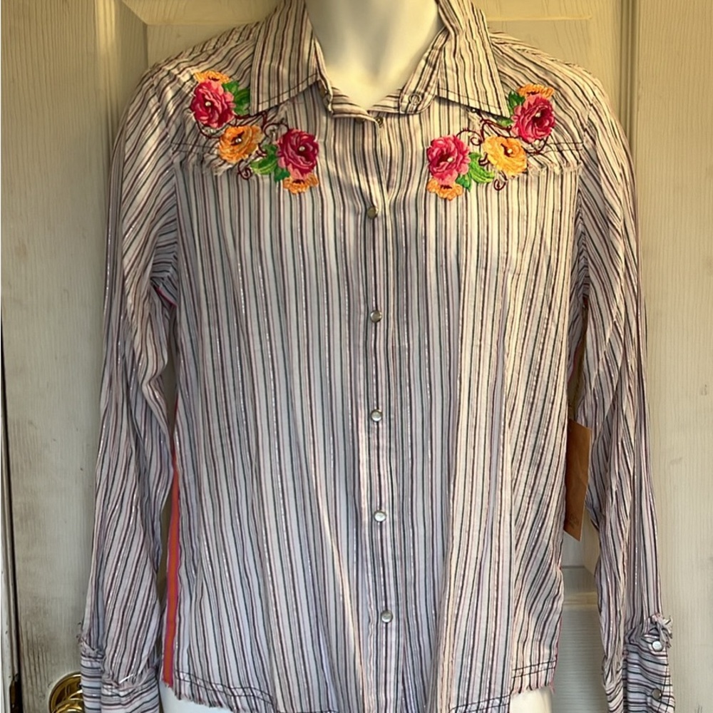 Women’s western rodeo shirt